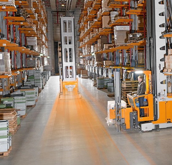 Narrow aisle trucks